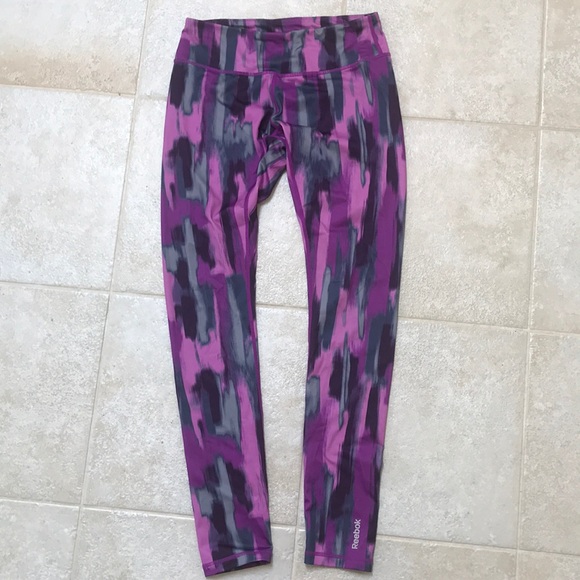 Reebok Pants - Rebook purple print leggings size S